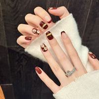 Diseño #591, uñas hechas a mano de alta calidad, prensa roja en las uñas, flor dorada, uñas personalizadas artificiales personalizadas