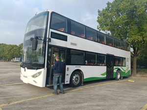 Coche usado 2 + 1 diseño autobuses de lujo autobús de dos pisos para África transporte largo ciudad turística autobús motor diésel - Product Image 6