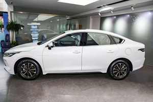 Stock Listo en Dubái BYD Destroyer 05 Modelo 2024 Edición Glory DM-i 55 Km Lujo Nuevo Híbrido Enchufable Compacto de 5 Asientos con Rango de 1600 km - Product Image 4