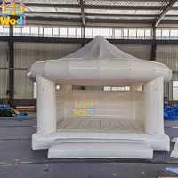 Castillo Inflable Blanco, Moderno, Minimalista, de Vinilo Blanco Puro, Ecológico, Personalizable, para Decoración de Bodas y Eventos