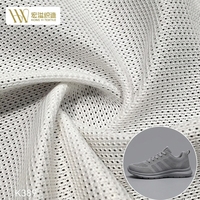 Warna Kustom Ringan Bernapas Kain Jaring Poliester Daur Ulang 100% untuk Lidah Sepatu dan Bagian Atas Sepatu Luar Ruangan Langsung dari Pabrik