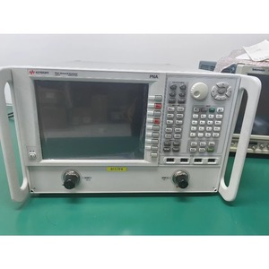 เครื่องวิเคราะห์เครือข่ายไมโครเวฟ Keysight N5227a Pna 10mhz ถึง 67 GHz สองพอร์ต - Product Image 2