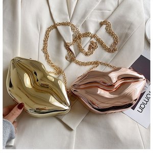 Idée cadeau Saint-Valentin originale : sac bandoulière brillant en forme de lèvres pour elle, sac à main unique pour femme - Product Image 1