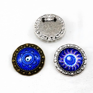 Pin Personalizado con Logotipo para Reuniones Religiosas y Escolares, con Impresión UV, Metal, Forma 3D, Estilo Vintage - Product Image 5