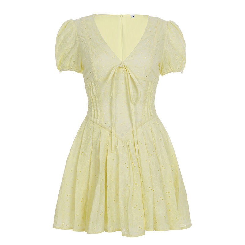 สีเหลือง