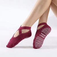Chaussettes de yoga antidérapantes personnalisées avec couleurs au choix, respirantes, antibactériennes, avec manchette de cheville, logo personnalisé, grip en coton, chaussettes de pilates pour femmes