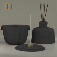 C & H Coffret cadeau de bougie d'aromathérapie de luxe en céramique blanche personnalisée de 150ml avec plateau