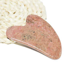 La pierre de massage Gua Sha en forme de cœur en rhodonite naturelle certifiée CE pour le visage favorise la <span class=keywords><strong>circulation</strong></span> sanguine locale - Product Image 5