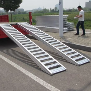 Rampes de chargement en aluminium robustes de 5 mètres, capacité de 4 m et 5 tonnes, avec bande de roulement en caoutchouc personnalisable, pour motos, grands SUV et camions AR- - Product Image 1