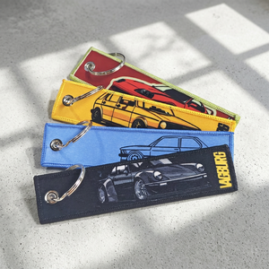 Porte-clés personnalisé avec logo brodé CCH, accessoire décoratif pour vêtements et sacs - Product Image 1