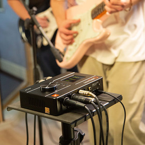Carte son externe USB professionnelle Antelope Audio Zen Quadro pour streaming et enregistrement en direct - Product Image 3