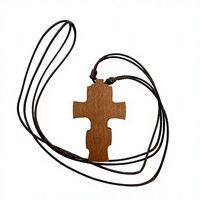 Collier avec pendentif religieux orthodoxe en bois en forme de croix, chaîne en corde - Unisexe, cadeau souvenir pour toutes les occasions avec gravure
