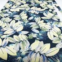 Shorts de plage imprimés en microfibre satinée effet peau de pêche 125 GSM 100 % polyester biologique, tissu recyclé/éco-responsable pour filles
