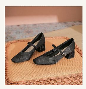 Nuevos Zapatos Mary Jane de Estilo Chino con Punta Cuadrada para Mujer, de Satén Jacquard con Perlas, de Una Sola Tira, Casuales, Planos, de Vestir - Product Image 4