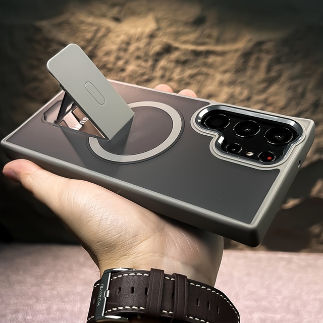Luxury Anti-Slip Matte Magnetic Wireless Charging Case for Galaxy S25 S24 S23 Ultra Plus Matte Magnetic Case