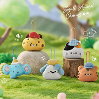 Porte-clés en peluche personnalisés, breloques mignonnes pour sacs, OEM ODM, accessoires de sac en peluche douce, vente en gros, cadeau