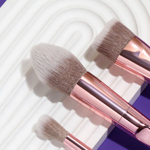 Ensemble de pinceaux de maquillage métalliques or <span class=keywords><strong>rose</strong></span> 10 pièces de haute qualité pinceau de maquillage professionnel en gros pinceau synthétique haut de gamme permanent - Product Image 2