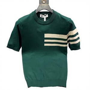 T-shirt décontracté pour homme, vert, à manches courtes, col rond, tricoté, avec bordure contrastante rayée, coupe classique, séchage rapide et écologique - Product Image 3