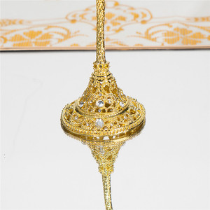 Flûtes à champagne en verre nacré de 230 ml avec base métallique <span class=keywords><strong>gravée</strong></span> de diamants et logo personnalisé, ornées de pierres CZ étincelantes - Product Image 5