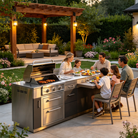 Îlot culinaire multifonctionnel avec station de préparation, poubelle coulissante, armoires de cuisine extérieures modulaires