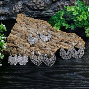 Pendientes Colgantes Bohemia para Mujer, Diseño de Hoja y Flor en Plata Antigua, Joyería de Fiesta, Aleación, Forma de U, Pendientes de Moda - Product Image 2