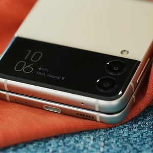 Venta al por Mayor de Teléfonos Celulares Plegables Gala Z Flip3 5G Desbloqueados, 99% Nuevos, Teléfonos Android Baratos, Proveedor de Teléfonos Z Flip 3 - Product Image 2