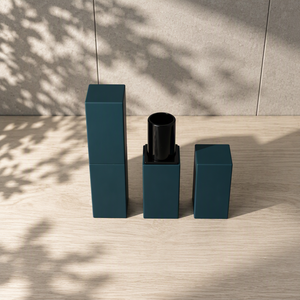Yuecai Tubetti per Rossetto Magnetici Quadrati Opachi Teal Twist-up, Tubetti per Balsamo Labbra, Contenitori per Profumo Solido, Tubetti per Olio Labbra, Blush Stick Vuoti - Product Image 1