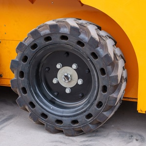 Cargadora de Ruedas con Dirección Deslizante de 300 kg de Carga Nominal y 2090 mm de Altura de Descarga, Cargadora Frontal para Proyectos de Construcción - Product Image 6