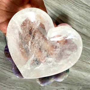 <span class=keywords><strong>Bol</strong></span> <span class=keywords><strong>chantant</strong></span> en <span class=keywords><strong>cristal</strong></span> <span class=keywords><strong>de</strong></span> quartz rose en forme <span class=keywords><strong>de</strong></span> cœur sculpté, artisanat populaire, souvenir <span class=keywords><strong>de</strong></span> mariage, pierre précieuse naturelle en gros - Product Image 5