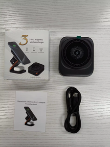 Nuevo portátil de viaje 15W plegable 3 en 1 soporte de cargador rápido inalámbrico soporte de cargador de teléfono cargador inalámbrico plegable - Product Image 5
