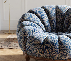 Tissu d'ameublement imprimé léopard bleu vif au mètre pour canapé, chaise, coussin, meubles, décoration intérieure, intérieur de luxe - Product Image 2