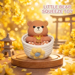 Juguetes Blandos Personalizados de TPR para Aliviar el Estrés, Animales Sensoriales Suaves y Lindos con Forma Kawaii, Juguetes Antiestrés a Granel en Caja - Product Image 6