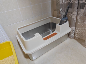 Bac à litière pour chat en acier inoxydable, écologique, avec couvercle à rebord haut, sans fuite d'urine, avec pelle de nettoyage facile, grande capacité - Product Image 5