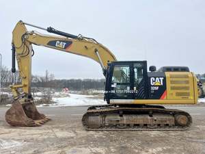 Excavatrice d'occasion de 29,4 tonnes Cat 326FLN, surplus du Japon, Caterpillar, bon prix, à vendre - Product Image 2