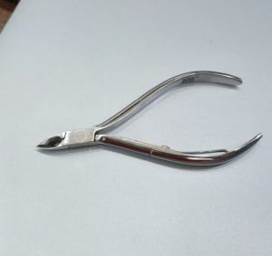 Pince coupante en acier au carbone |   Pince coupante industrielle avec lame affûtée et trempée, outil robuste et durable - Product Image 3