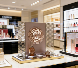 Expositor de acrílico personalizado para bases de maquillaje y cojines con iluminación LED para promoción en tiendas minoristas - Product Image 5