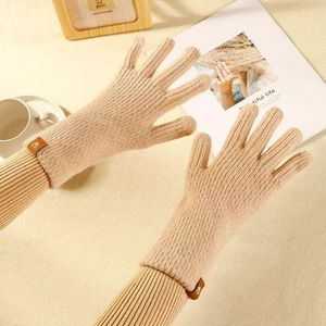 ถุงมือผู้หญิงแบบนิ่มสไตล์เกาหลีสำหรับฤดูหนาวและฤดูหนาวสีพื้นพื้นทัชสกรีนได้, ถุงมือขนสัตว์กันหนาวสำหรับสตรีพิมพ์ลายอินเทอร์เน็ตยาวให้ความอบอุ่นสำหรับฤดูใบไม้ร่วงและฤดูหนาว - Product Image 4