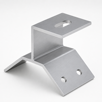 Pince de fixation en aluminium anodisé AL6005-T5 pour toit en tôle, pour système de support photovoltaïque, utilisation sur rail solaire pour abri de voiture, réglable et fiable