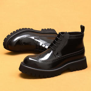 Botas de Alta Calidad para Hombre, Estilo Británico, de Cuero, con Cordones, Impermeables, Brillantes, con Suela Gruesa - Product Image 4