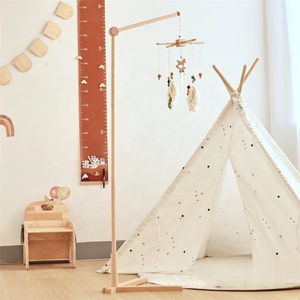 Cpigiama da pavimento in <span class=keywords><strong>legno</strong></span> Mobile braccio Mobile portabagagli per bambini regolabile appendiabiti per bambini - Product Image 4