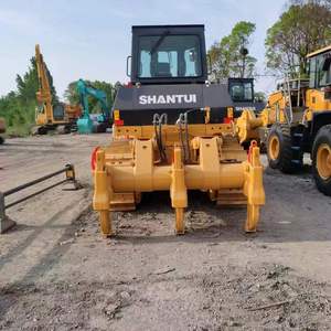 Bulldozer sur chenilles hydraulique lourd Shantui SD22, faible vibration, économie d'énergie, grand bulldozer pour les diques de réservoirs - Product Image 1