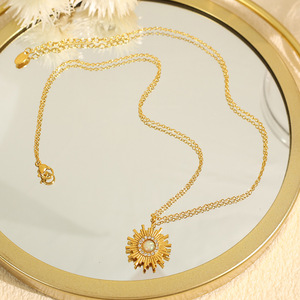 Retro Sunflower Pendant <b>Necklace</b> Gold Chain With <b>Opal</b> And Diamonds Everyday Wear Fashion Jewelry - Product Image 3