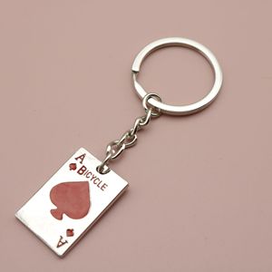 Sáng Tạo Cổ Điển Màu Đỏ Hình Trái Tim Móc Khóa Carabiner Với Hợp Kim Poker Spades Ánh Sáng <span class=keywords><strong>Keychain</strong></span> Hip Hop Chàng Trai Phụ Kiện Thời Trang - Product Image 6