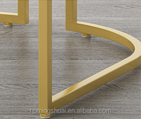 Chaises de salon modernes en velours doré, fauteuil en métal, tables avec chaises, chaise de maquillage et de beauté avec accoudoirs