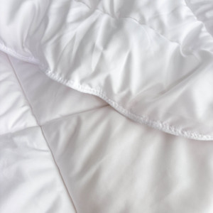 Warm 100% Polyester Eco-Friendly Modern Super Light <strong>Comforter</strong> Set for Home and Hotel All-Season <strong>Bed</strong> Comfort - Product Image 5