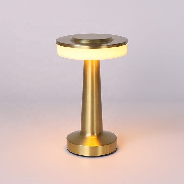 Touch Control Dimmable Retro Metal Small Table Lamp Rechargeable Night Light for Bar Restaurant Atmosphere Decorative LED Lamp