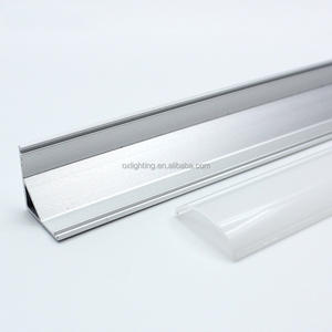 Profilé d'<span class=keywords><strong>angle</strong></span> en aluminium aluminium Profilé d'<span class=keywords><strong>angle</strong></span> linéaire en aluminium à 45 degrés pour escalier d'armoire - Product Image 5