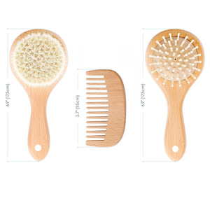 Ensemble <span class=keywords><strong>de</strong></span> brosses à cheveux pour bébé en bois avec poils <span class=keywords><strong>de</strong></span> chèvre naturels extra-doux, manche en bois <span class=keywords><strong>de</strong></span> hêtre, massage doux du cuir chevelu et <span class=keywords><strong>peigne</strong></span> anti-croûtes <span class=keywords><strong>de</strong></span> <span class=keywords><strong>lait</strong></span> - Product Image 4