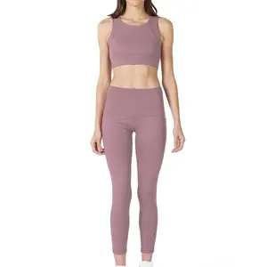Conjunto Deportivo de Mujer: Top Corto Sin Mangas de Tela no Tejida con Tejido Inteligente, Atuendo Cómodo para Yoga, Gimnasio y Uso Diario - Product Image 1