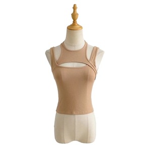 Camiseta de mujer con <span class=keywords><strong>tirantes</strong></span> ahuecados cruzados personalizados Sense Inside Match Slim Show Crop Vest para mujer - Product Image 6